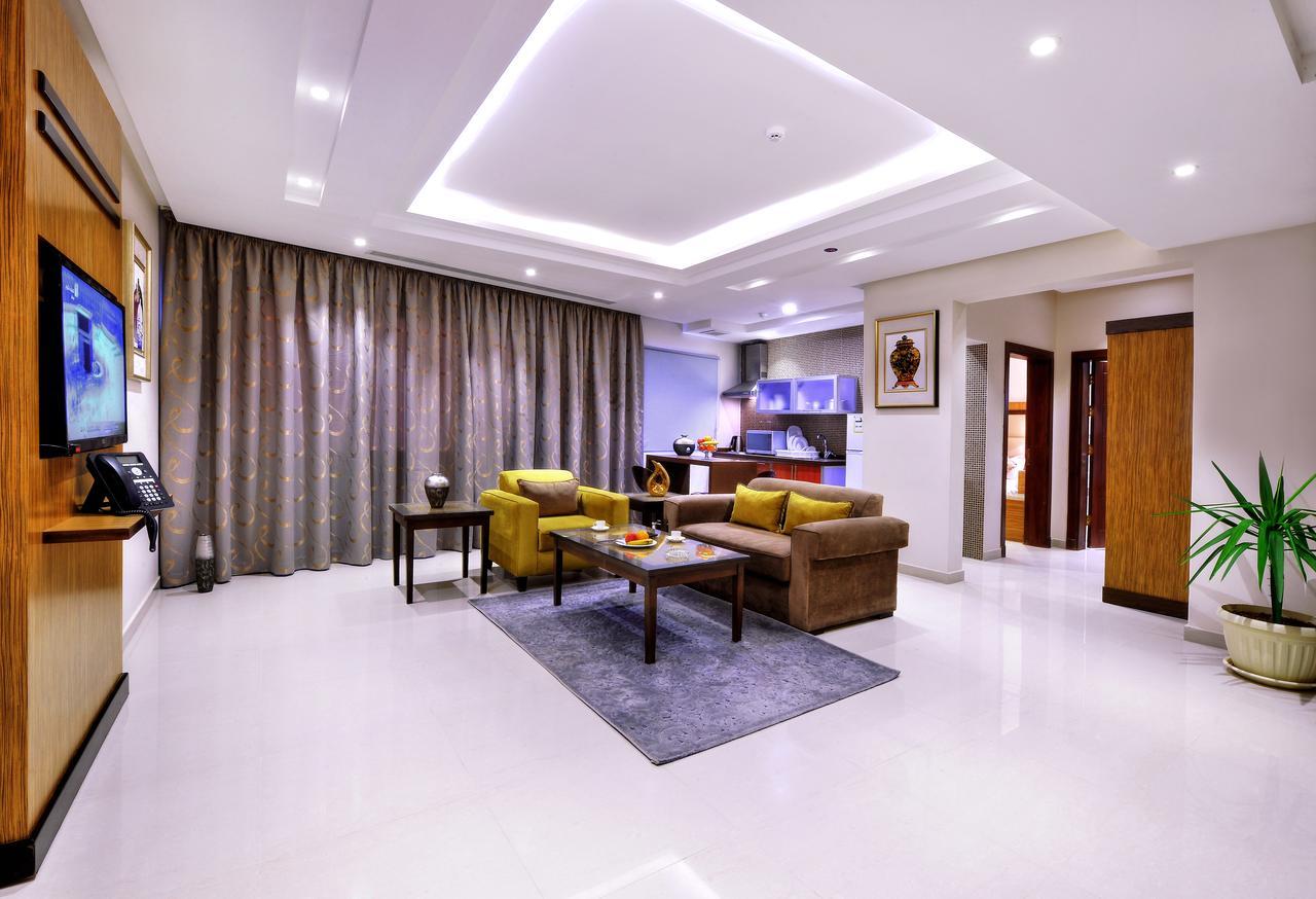 Auris Al Fanar Suites Riyadh Exteriör bild