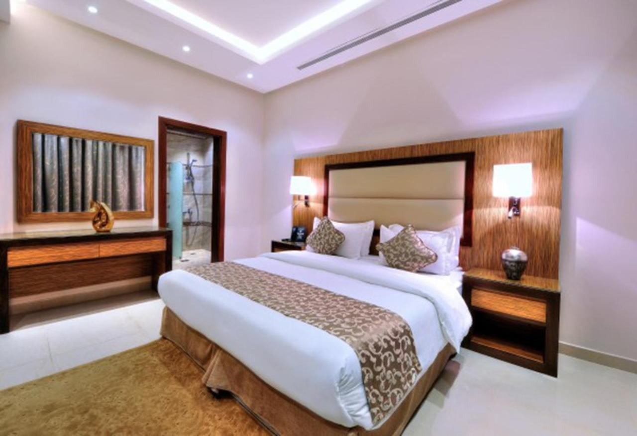 Auris Al Fanar Suites Riyadh Exteriör bild