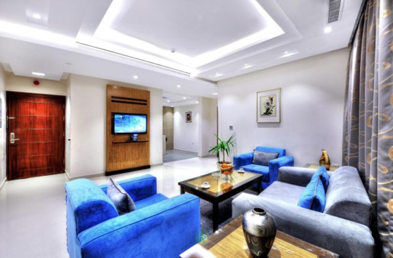 Auris Al Fanar Suites Riyadh Exteriör bild